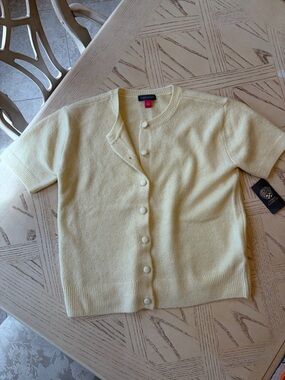 Vince Camuto Pale Yellow Short-Sleeved Button Sweater/Cardigan NWT